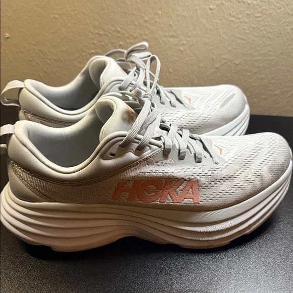Hoka bondi 8 size 9.5 - Picture 6 of 10